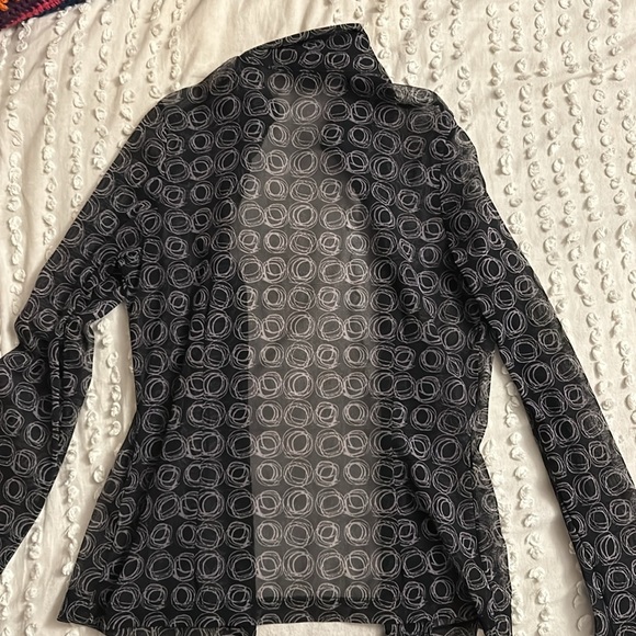 Sheer mesh collared button up blouse - Picture 4 of 4